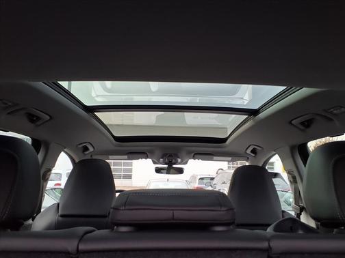 2025 Audi Q6 e-tron Premium Plus quattro