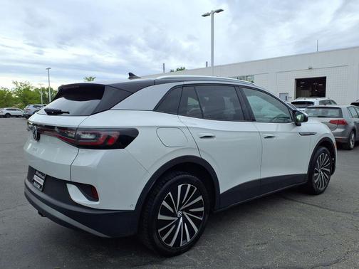 Opal White w/Black Roof 2023 Volkswagen ID.4 Pro S Plus
