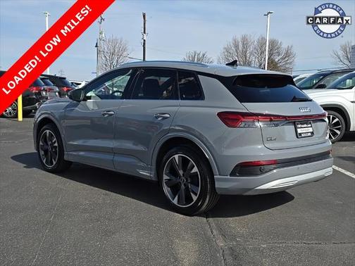 2022 Audi e-tron Premium Plus