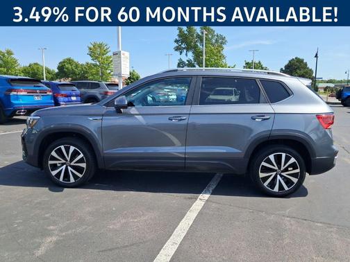 2024 Volkswagen Taos 1.5T SE