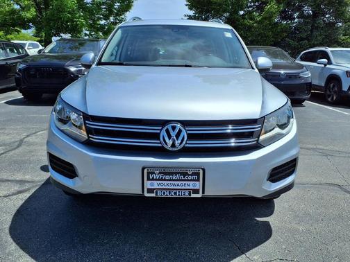 Reflex Silver Metallic 2017 Volkswagen Tiguan 2.0T Wolfsburg Edition