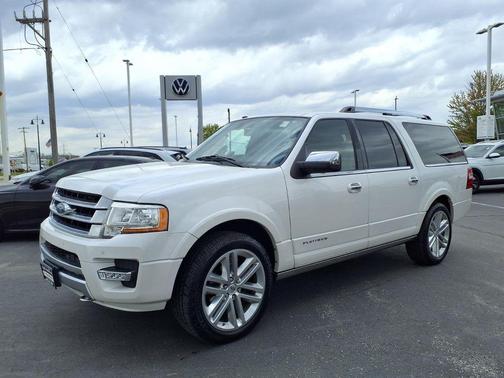 White Platinum Clearcoat Metallic 2017 Ford Expedition EL Platinum