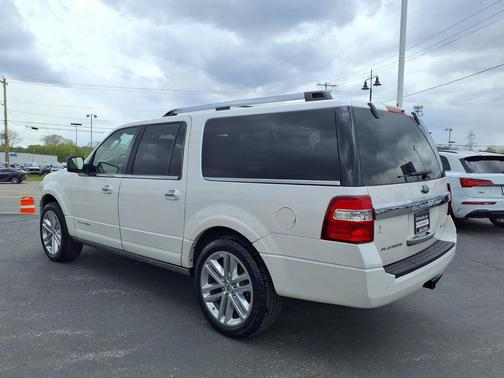White Platinum Clearcoat Metallic 2017 Ford Expedition EL Platinum