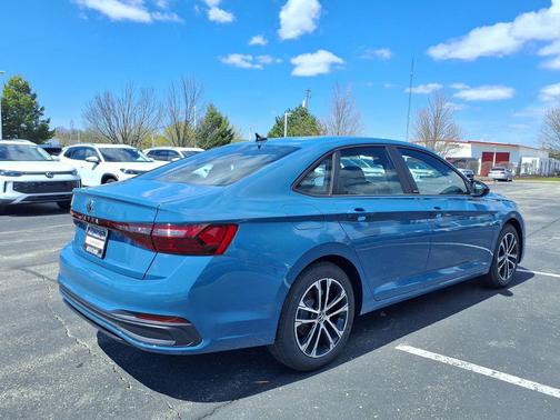 Monterey Blue Pearl 2026 Volkswagen Jetta 1.4T S