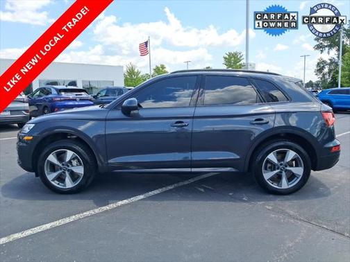 2020 Audi Q5 45 Titanium Premium