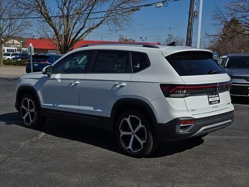 2025 Volkswagen Taos 1.5T SEL