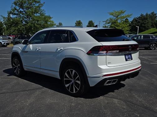 2024 Volkswagen Atlas Cross Sport 2.0T SEL Premium