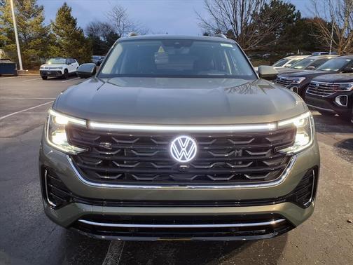 2026 Volkswagen Atlas 2.0T SEL Premium R-Line 4MOTION