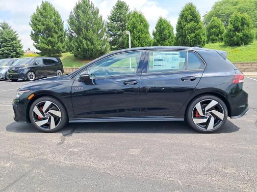 2025 Volkswagen Golf GTI 2.0T S DSG