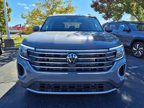 2026 Volkswagen Atlas 2.0T SE w/Technology 4MOTION