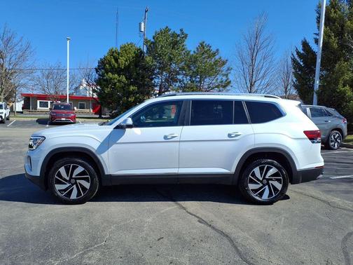 2025 Volkswagen Atlas 2.0T SEL