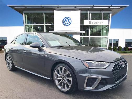 2022 Audi A4 45 S line Premium Plus