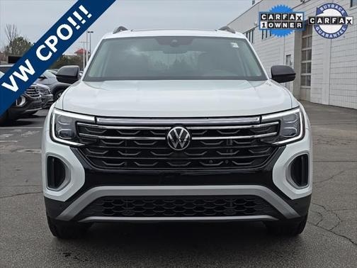 2025 Volkswagen Atlas 2.0T SE w/Technology 4MOTION