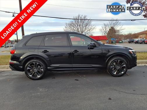 2025 Audi Q7 55 Premium Plus