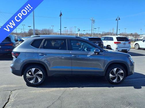 2025 Volkswagen Taos 1.5T SE