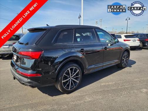 2025 Audi Q7 45 Premium Plus