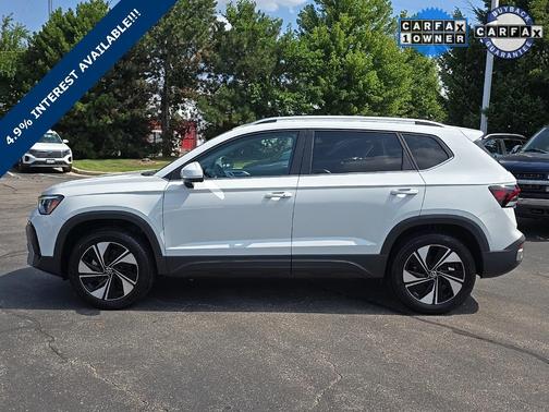 2025 Volkswagen Taos 1.5T SE