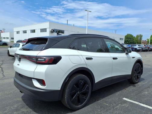 opal white with black roof 2026 Volkswagen ID.4 AWD Pro S Plus