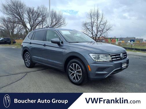 Platinum Gray Metallic 2019 Volkswagen Tiguan 2.0T SE 4MOTION