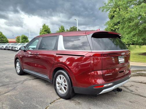 Flare Red 2024 Kia Carnival LX