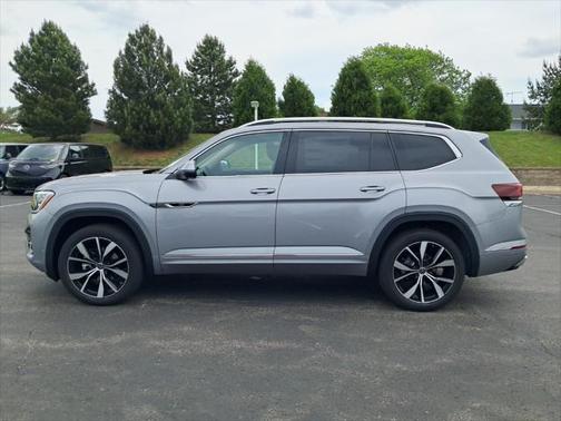 2025 Volkswagen Atlas 2.0T SEL Premium R-Line 4MOTION