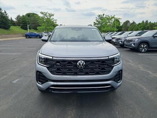 2025 Volkswagen Atlas 2.0T SEL Premium R-Line 4MOTION