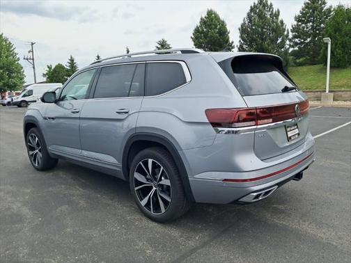 2025 Volkswagen Atlas 2.0T SEL Premium R-Line 4MOTION