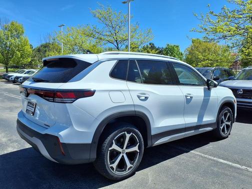 pure white 2026 Volkswagen Tiguan 2.0T SE 4MOTION
