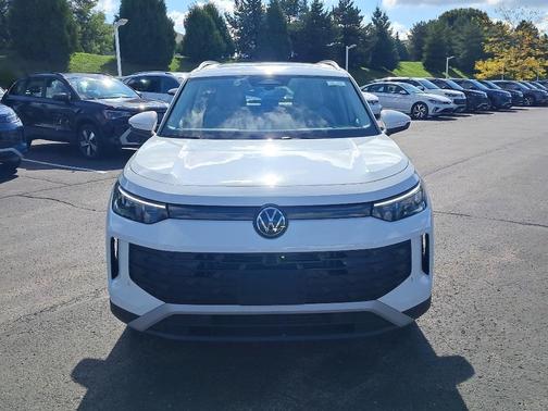 2025 Volkswagen Tiguan 2.0T SE 4MOTION