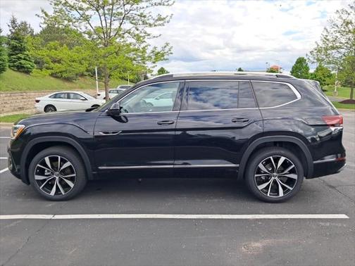 2025 Volkswagen Atlas 2.0T SEL Premium R-Line 4MOTION