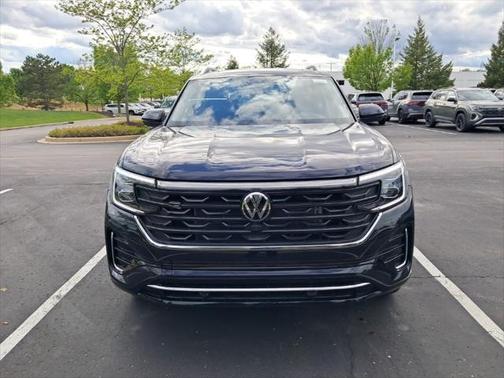 2025 Volkswagen Atlas 2.0T SEL Premium R-Line 4MOTION