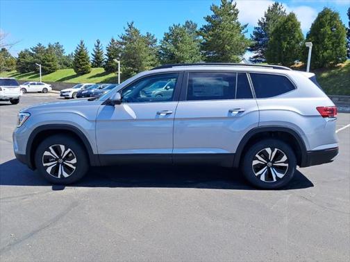 2025 Volkswagen Atlas 2.0T SE