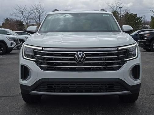 2025 Volkswagen Atlas 2.0T SE w/Technology 4MOTION