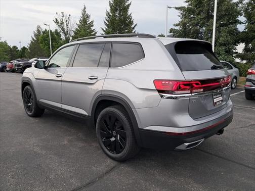 2025 Volkswagen Atlas 2.0T SE w/Technology 4MOTION