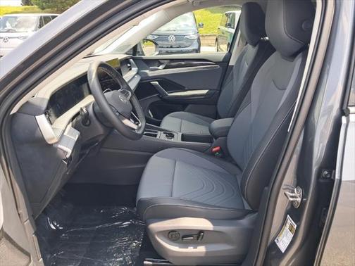 2025 Volkswagen Tiguan 2.0T SE 4MOTION