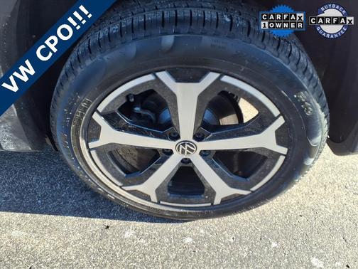 2025 Volkswagen Tiguan 2.0T SE 4MOTION