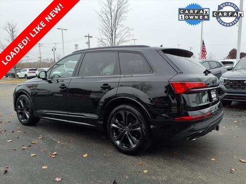 2025 Audi Q7 55 Premium Plus