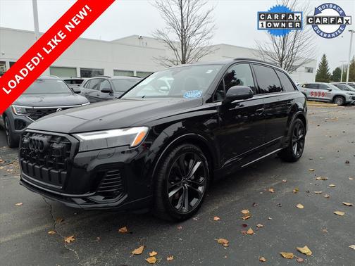 2025 Audi Q7 55 Premium Plus