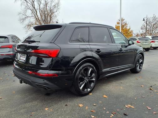 2025 Audi Q7 55 Premium Plus