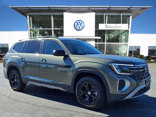 2025 Volkswagen Atlas 2.0T Peak Edition