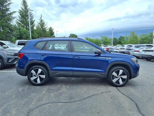 Blue Metallic 2024 Volkswagen Taos 1.5T S