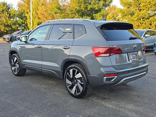 2024 Volkswagen Taos 1.5T SEL