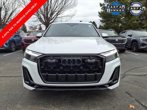 2025 Audi Q7 55 Premium Plus