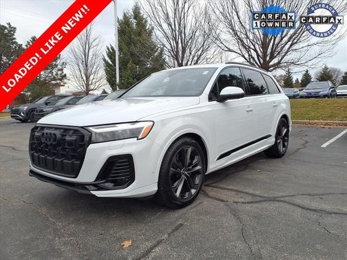 2025 Audi Q7 55 Premium Plus