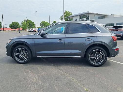 2024 Audi Q5 55 S line Premium