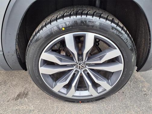 2022 Volkswagen Atlas 3.6L SE w/Technology