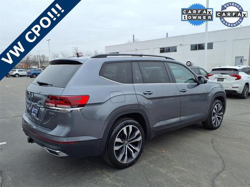 2022 Volkswagen Atlas 3.6L SE w/Technology