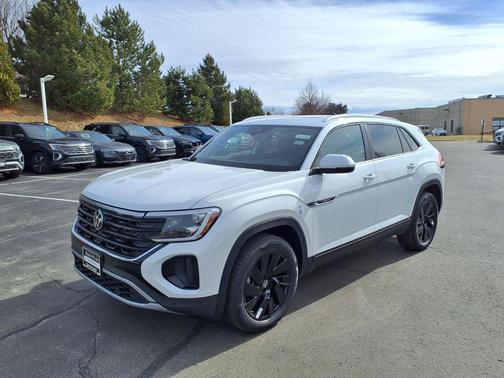 opal white pearl 2026 Volkswagen Atlas Cross Sport 2.0T SE w/Technology 4MOTION