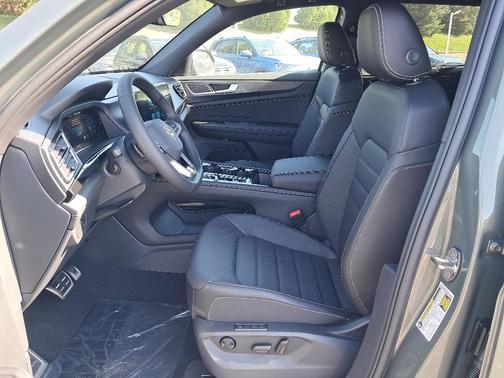 2026 Volkswagen Atlas Cross Sport 2.0T SEL
