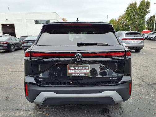 2025 Volkswagen Tiguan 2.0T SE 4MOTION